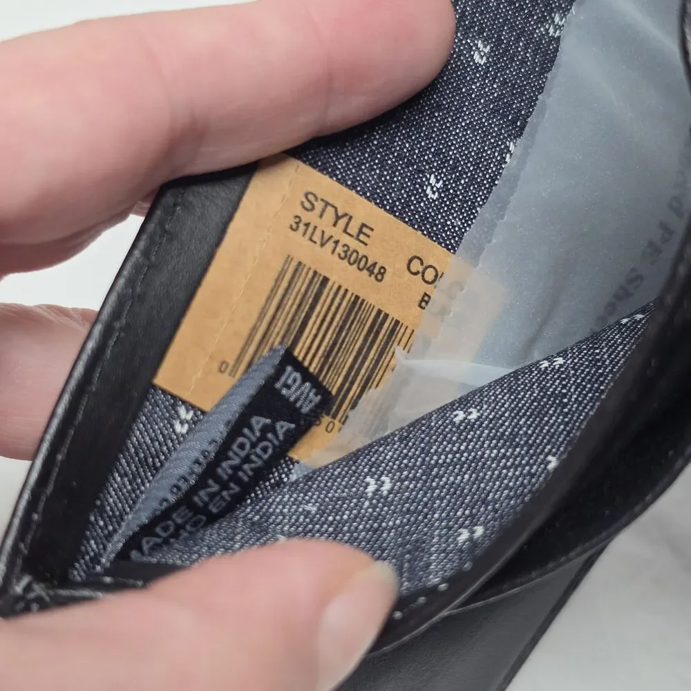 Levi's Men's Bifold Wallet RFID Identity Theft Protection Black Coated Leather
